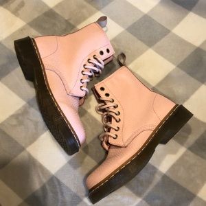 RARE ✨ Dr.Martens Pastel Boot